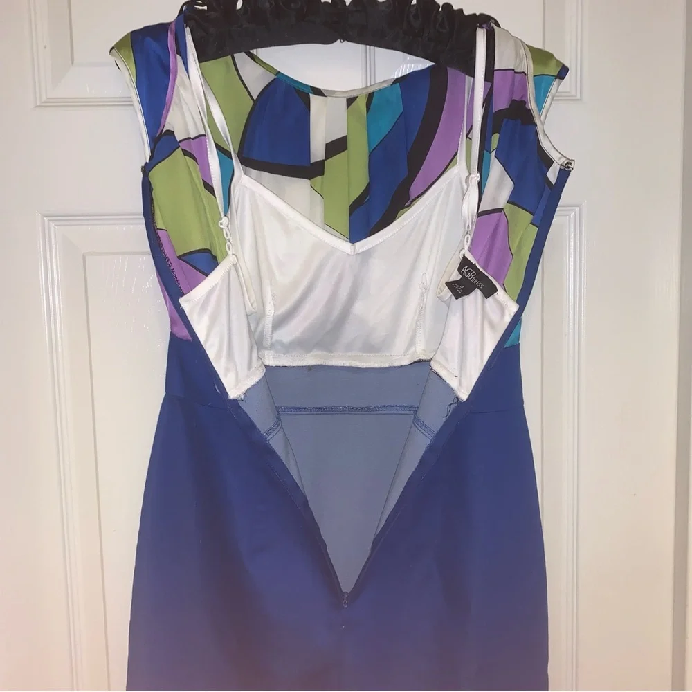 Abstract Multicolor Mini Dress - Picture 3 of 7